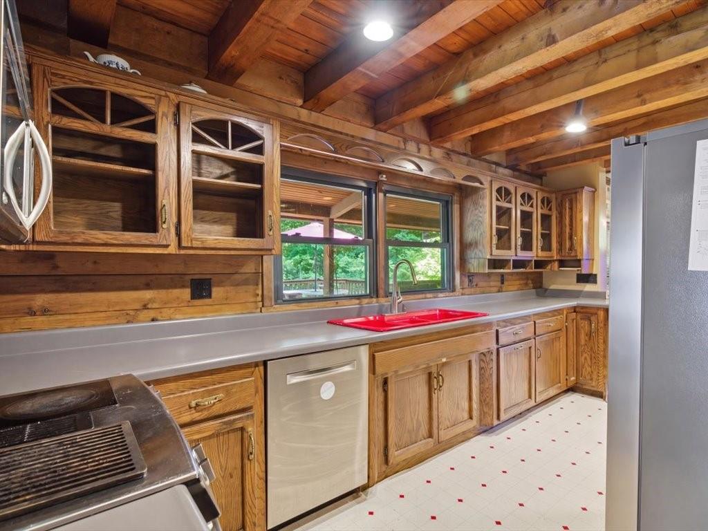 1826 Toms Run Road Holbrook, PA 15341 - Photo 16 of 50 Kitchen