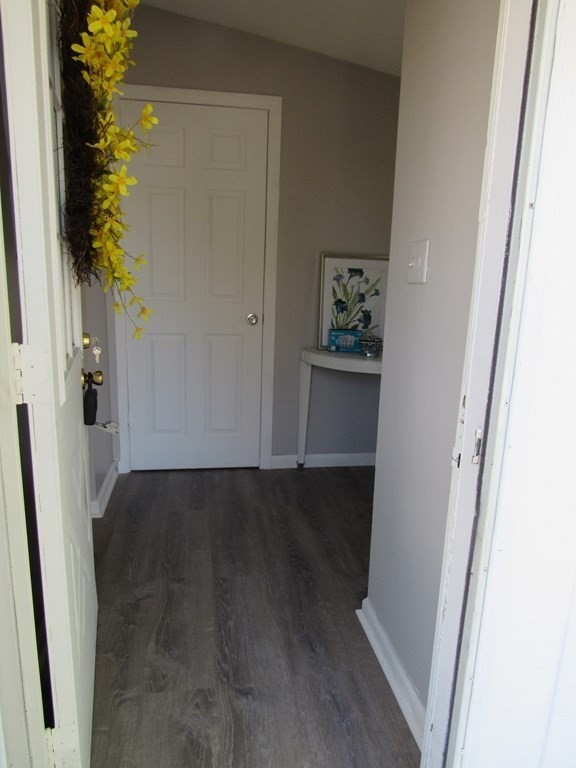 48 Dubois Street Springfield, MA 01151 - Photo 3 of 10