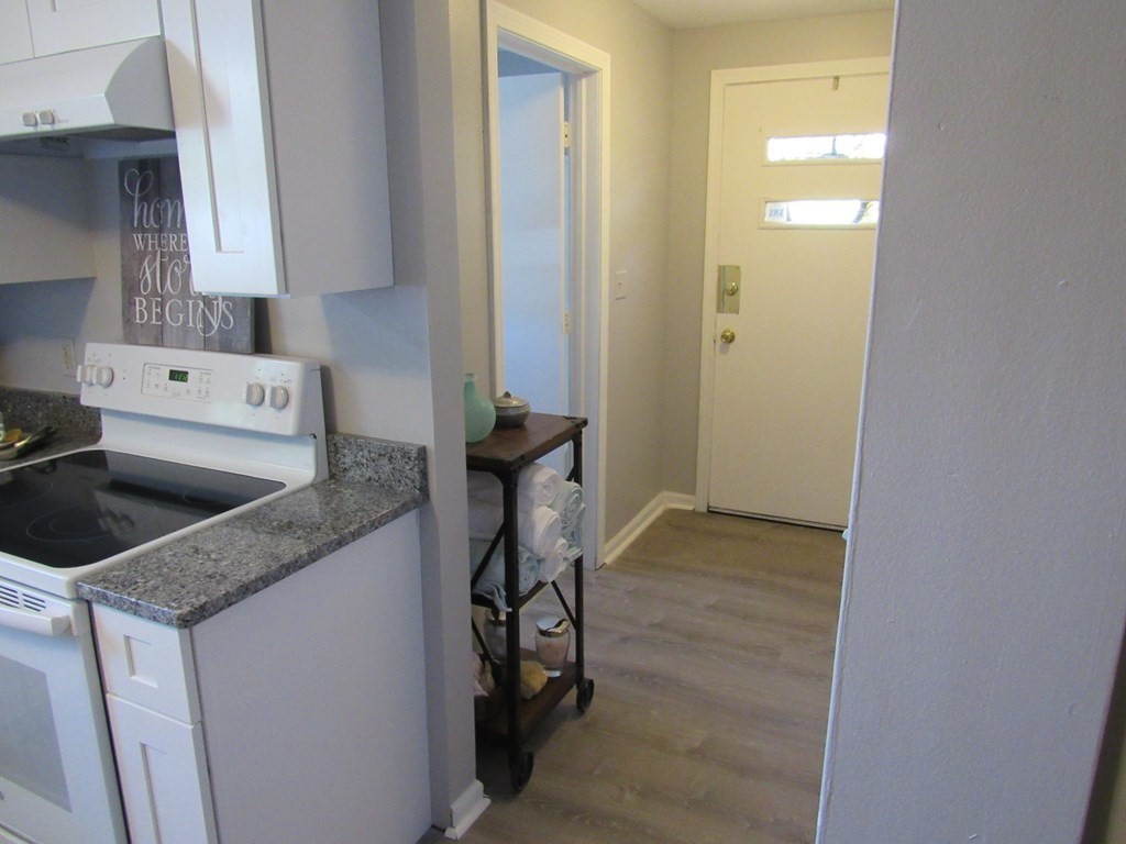 48 Dubois Street Springfield, MA 01151 - Photo 7 of 10