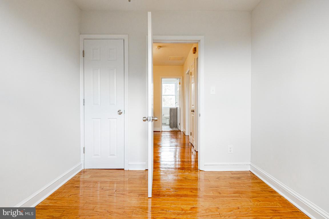 1205 Ramblewood Road Baltimore, MD 21239 - Photo 26 of 43 Gallery Image 26