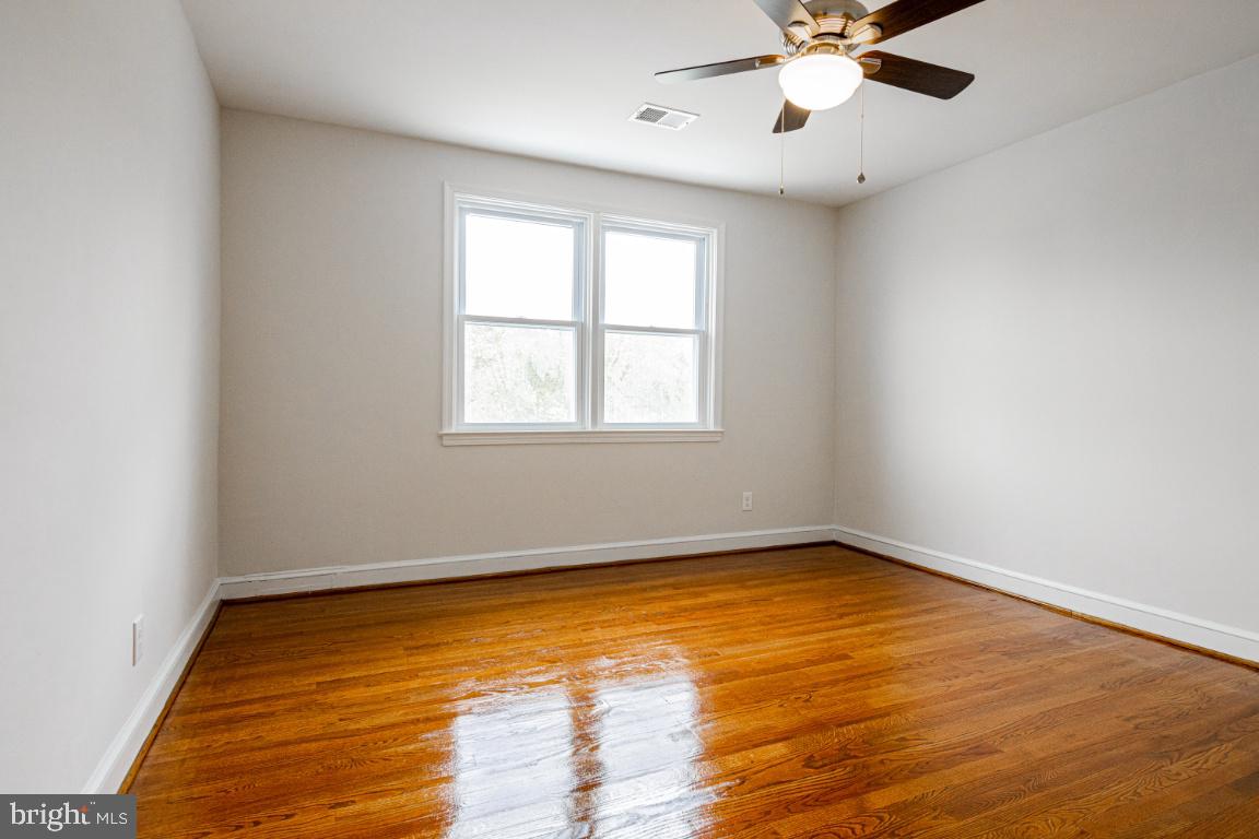 1205 Ramblewood Road Baltimore, MD 21239 - Photo 31 of 43 Gallery Image 31
