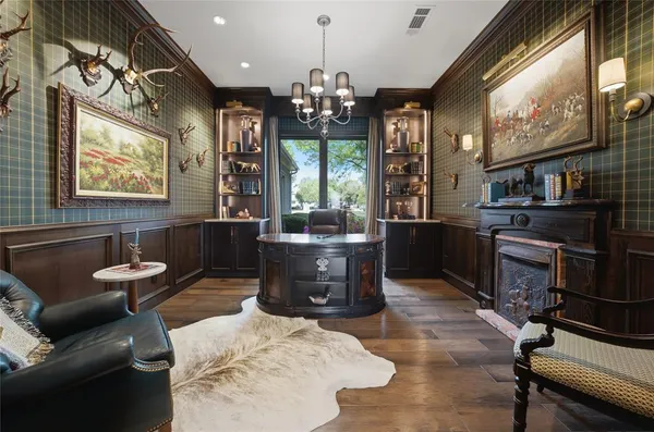$4,695,000 | 121 St Annes, Mabank, TX 75156