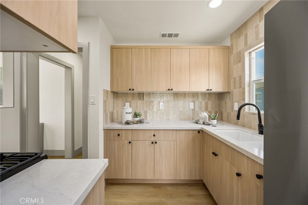 2510 Termino Avenue Long Beach, CA 90815 - Photo 25 of 68