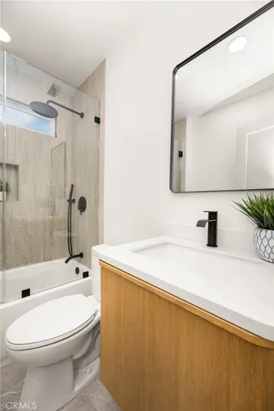 $1,265,000 | 2510 Termino Avenue, Long Beach, CA 90815