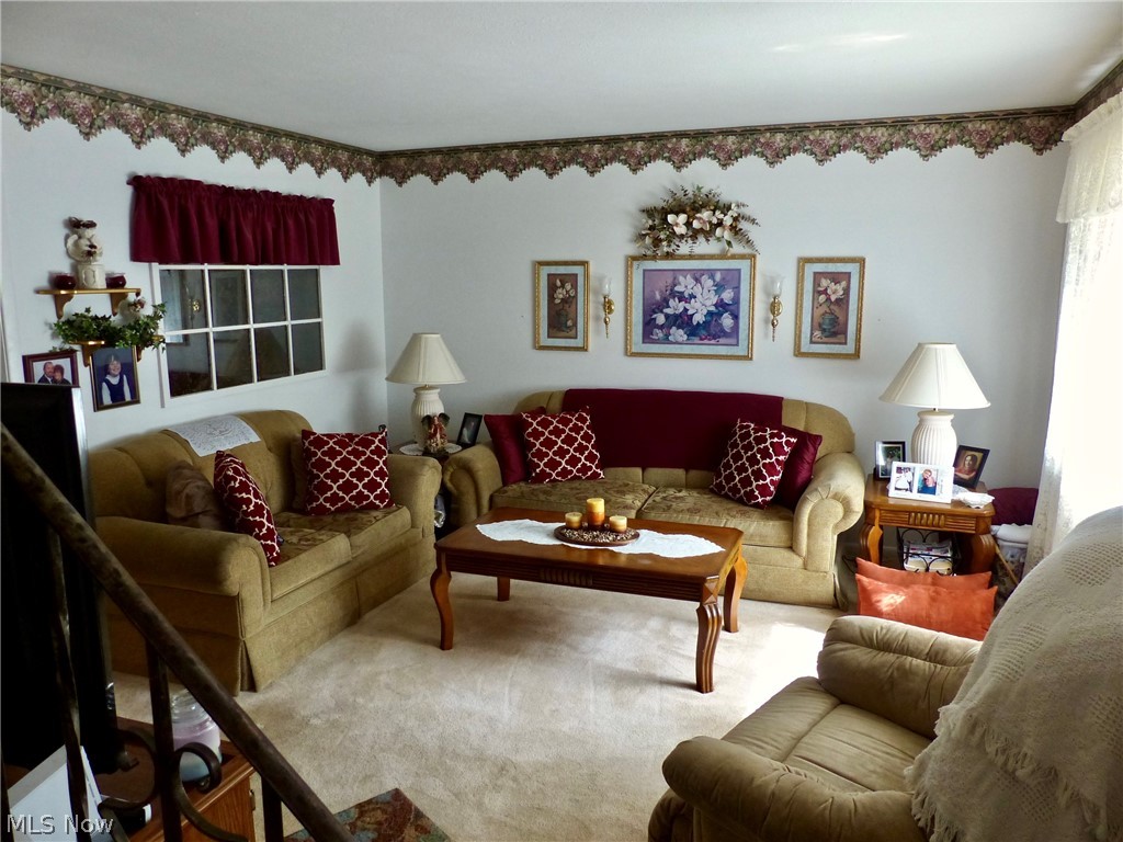 8055 Plains Road Mentor, OH 44060 - Photo 3 of 24 Gallery Image 3