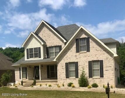 4612 Chenoweth Run Road Louisville, KY 40299 - Photo 1 of 33 Front of home