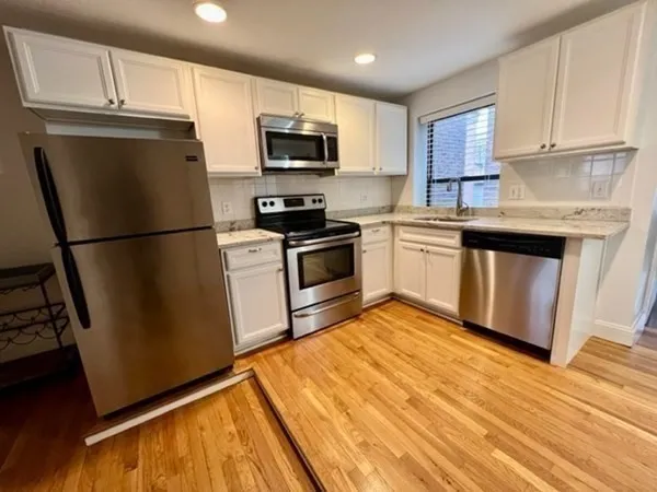 $3,500 | 199 Salem Street, Unit 3, Boston, MA 02113