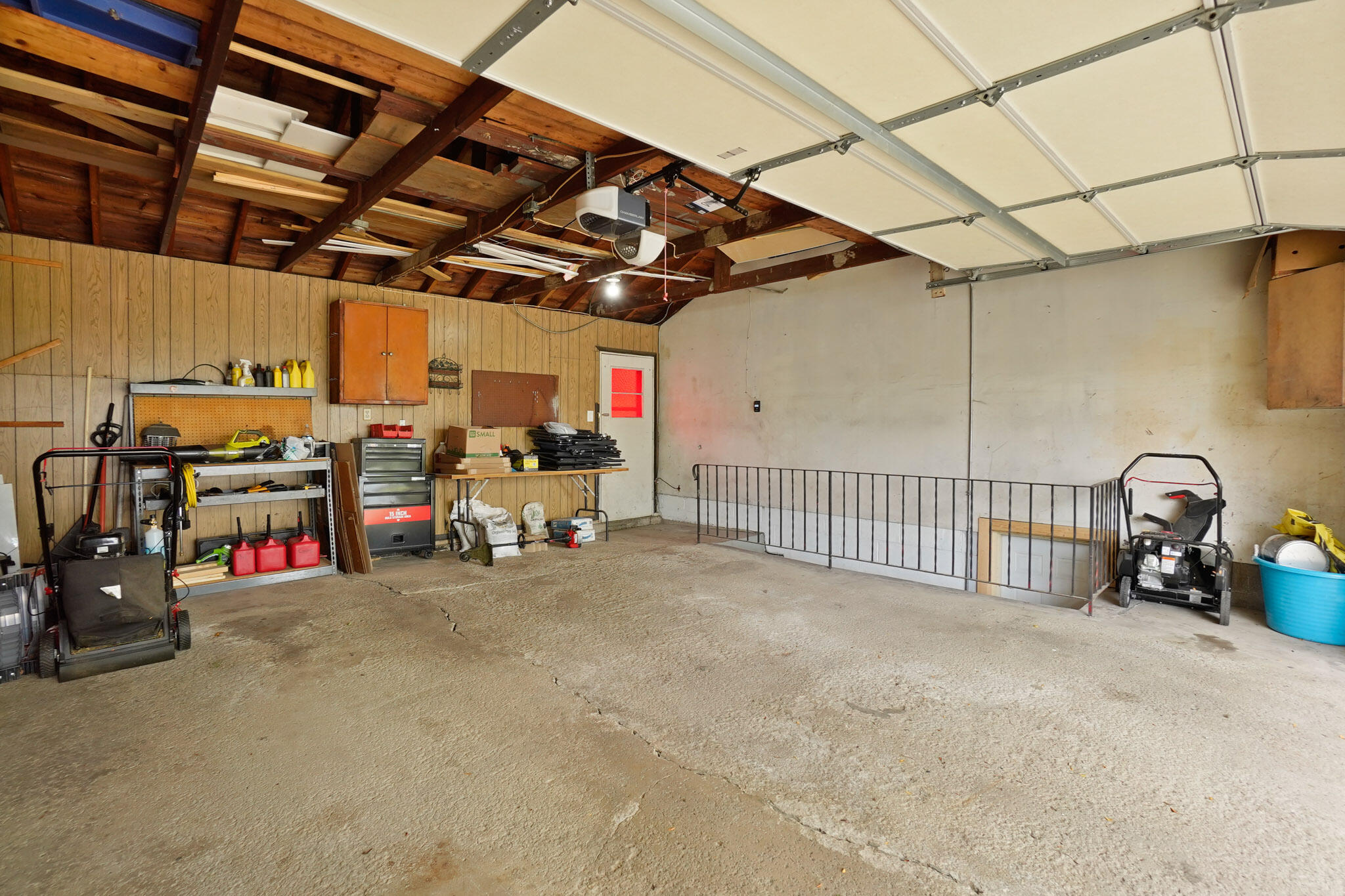 9307 Grace Street Highland, IN 46322 - Photo 32 of 32 2048x1365