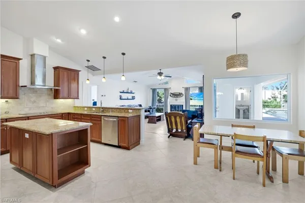 $1,049,000 | 1819 Princess Court, Naples, FL 34110