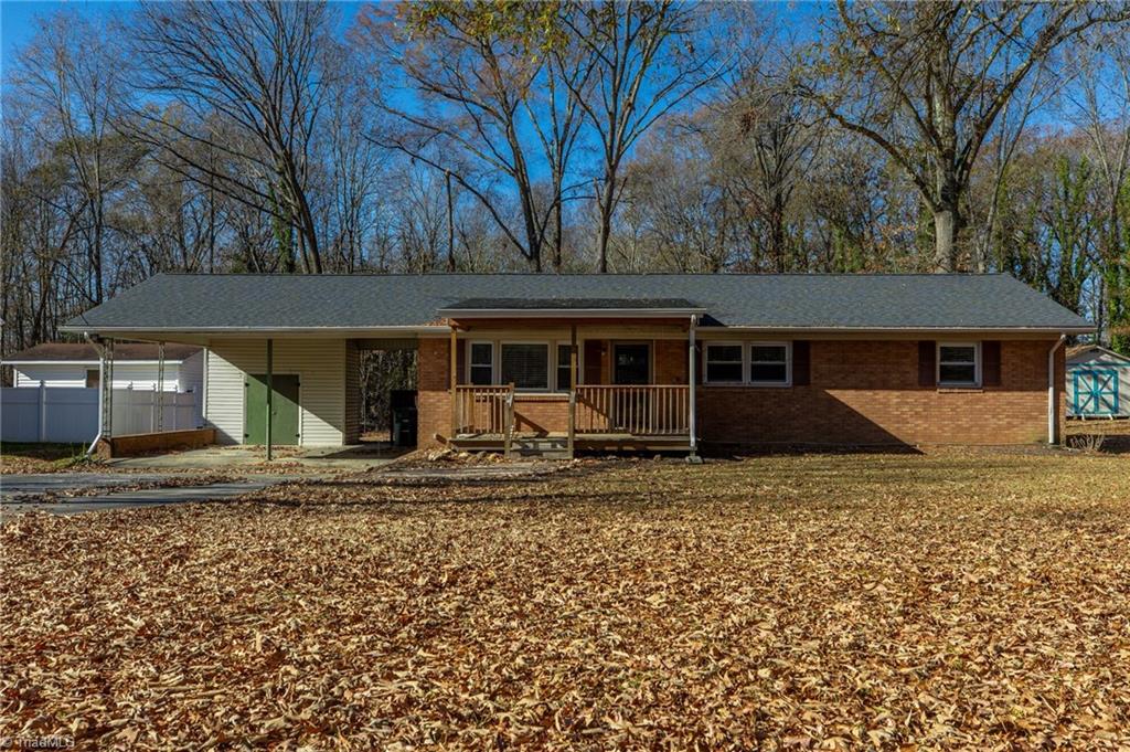 121 South Edgewood Road Eden, NC 27288 - Photo 2 of 26 Gallery Image 2
