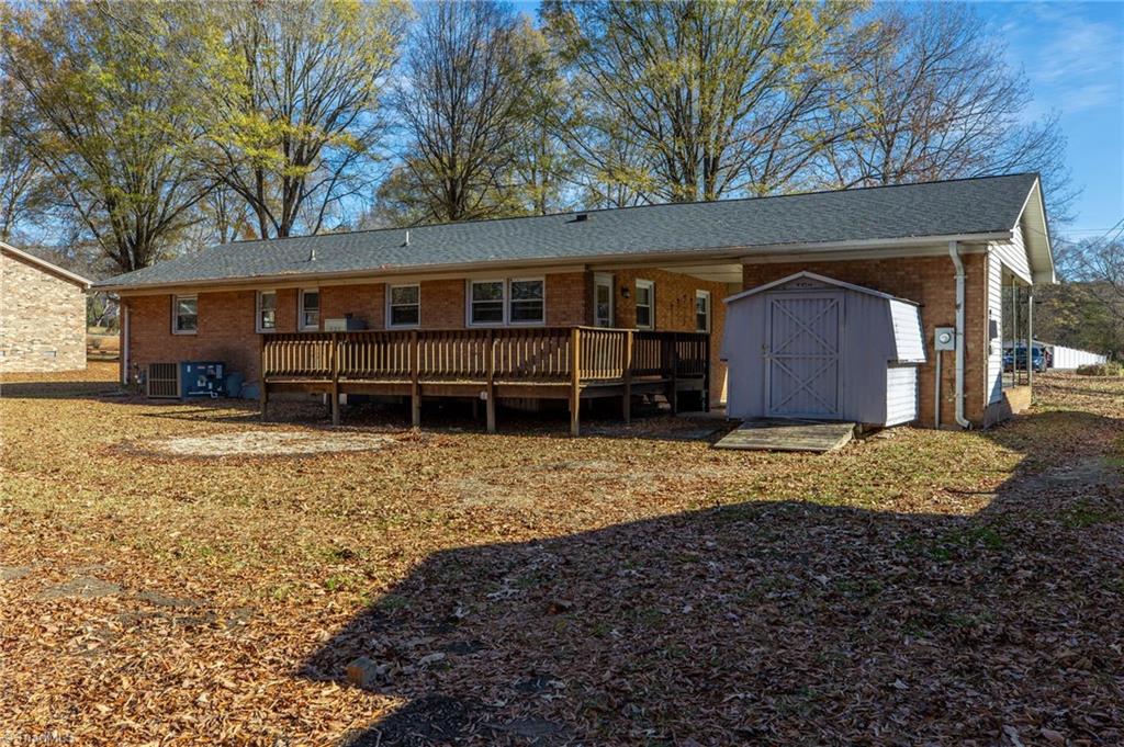 121 South Edgewood Road Eden, NC 27288 - Photo 21 of 26 Gallery Image 21
