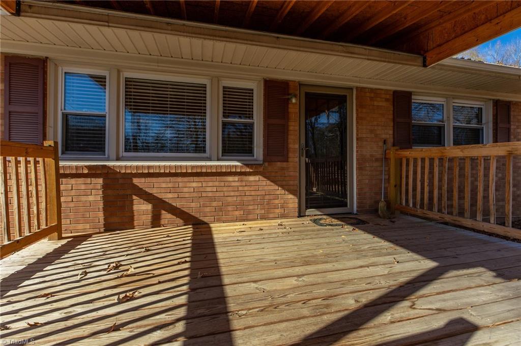 121 South Edgewood Road Eden, NC 27288 - Photo 4 of 26 Gallery Image 4