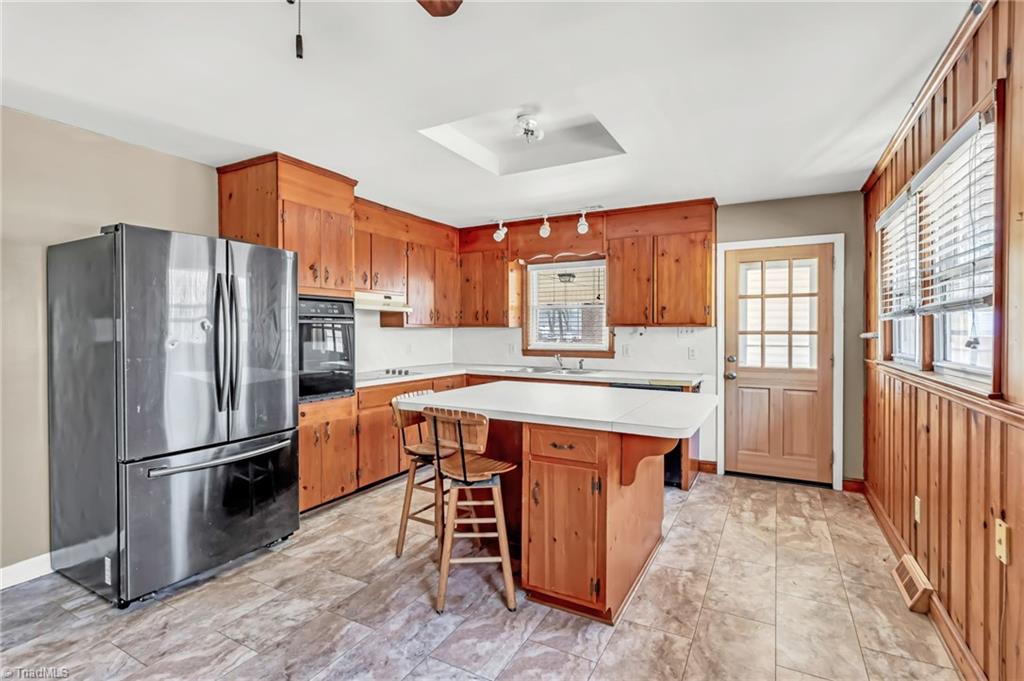 121 South Edgewood Road Eden, NC 27288 - Photo 7 of 26 Gallery Image 7