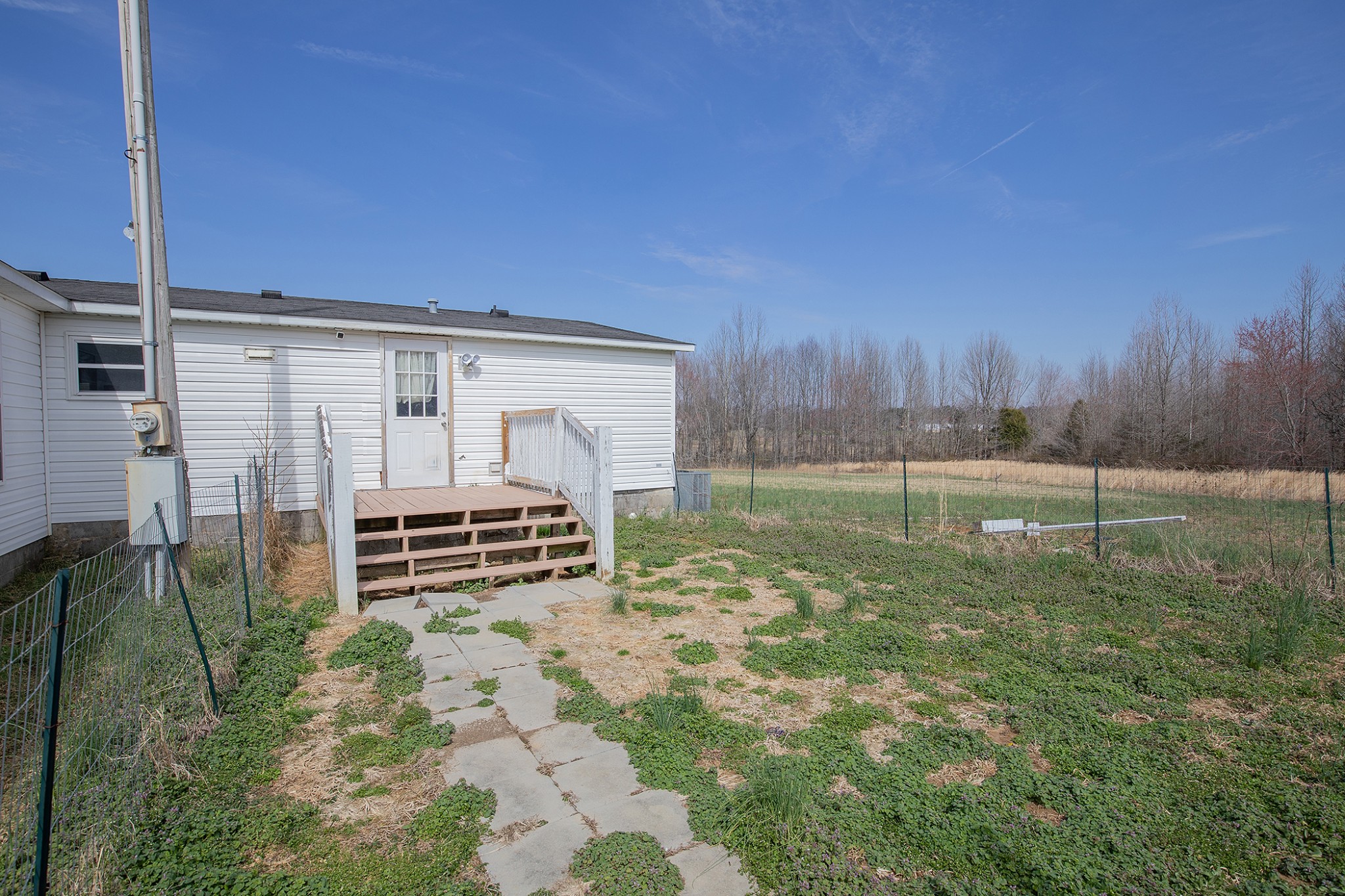 2113 Sugar Camp Road Springfield, TN 37172 - Photo 39 of 47 a backyard of a house with lots of green space