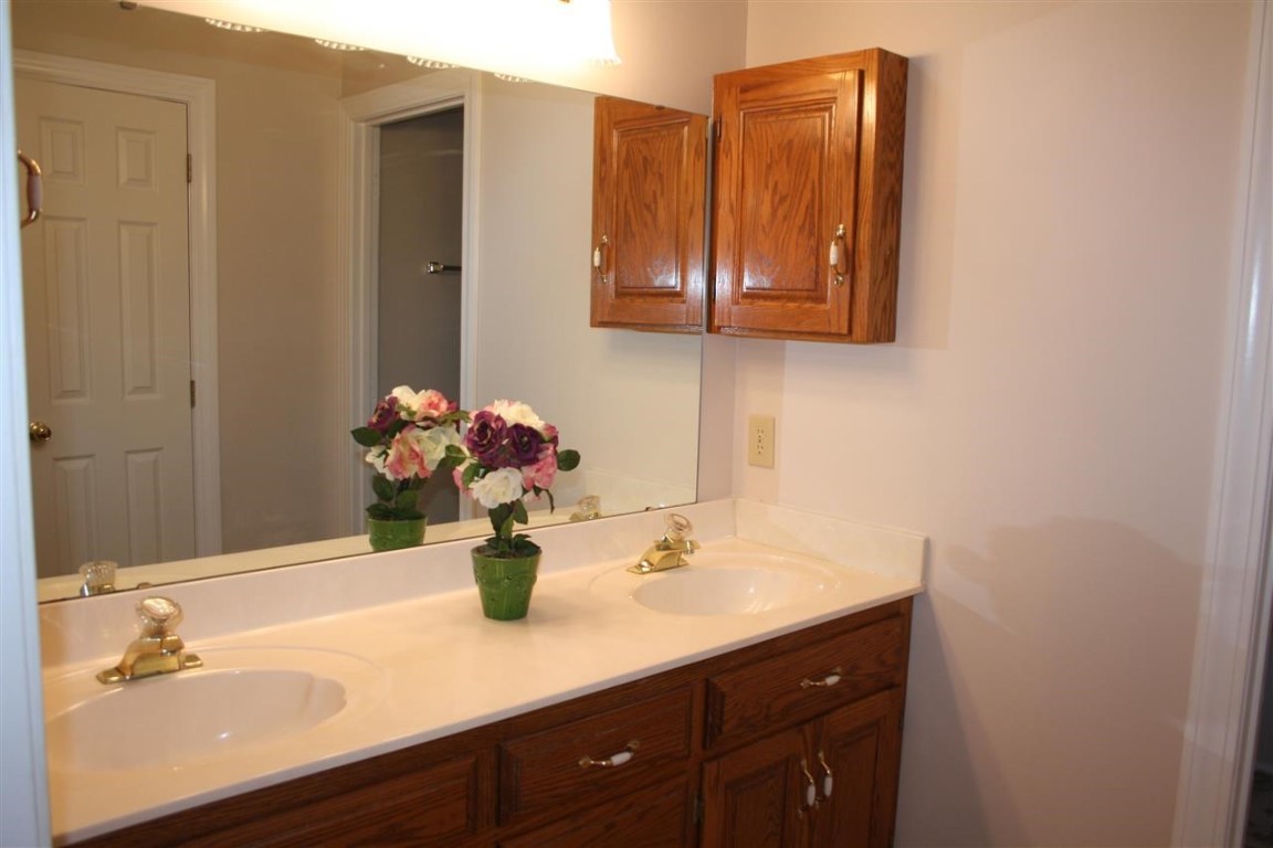 15052 Beacon Ridge Drive Seneca, SC 29678 - Photo 15 of 28 Gallery Image 15