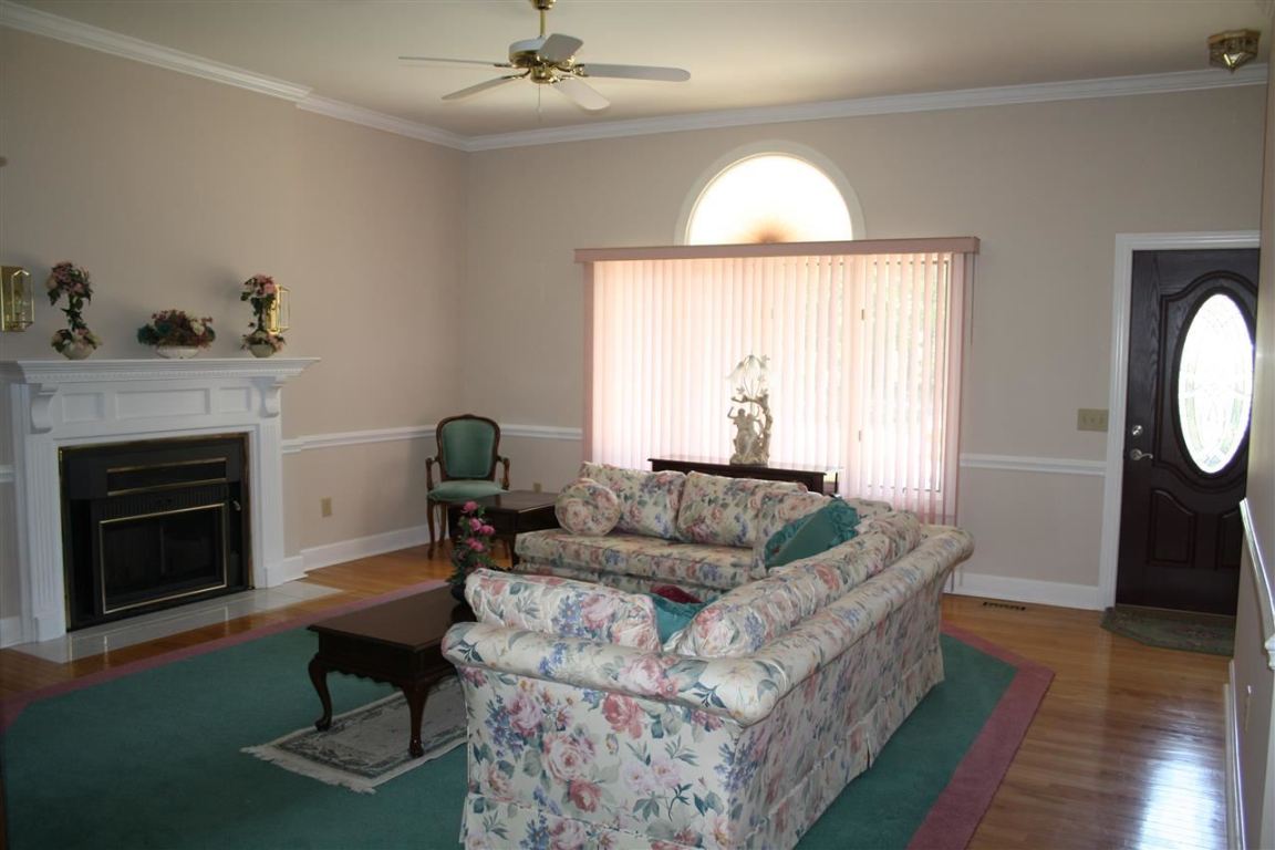 15052 Beacon Ridge Drive Seneca, SC 29678 - Photo 3 of 28 Gallery Image 3