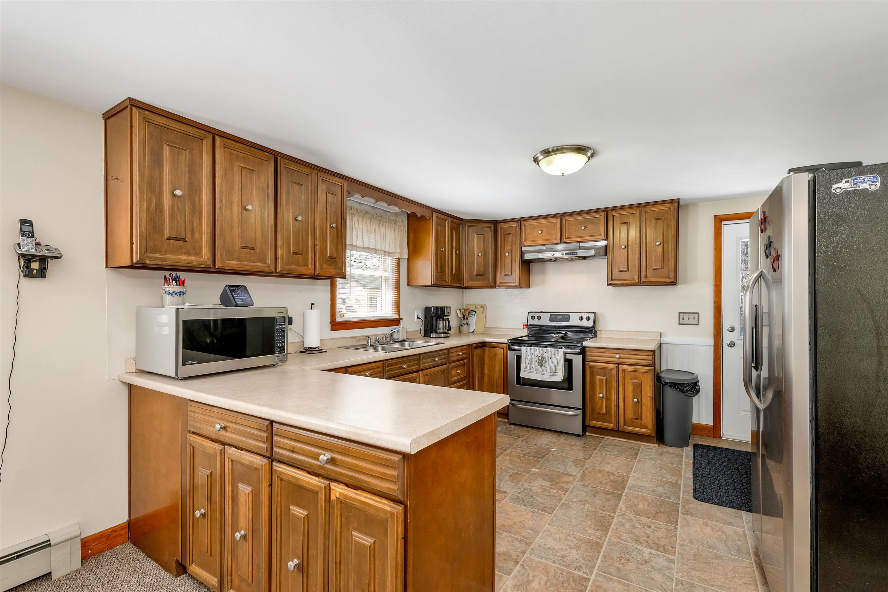 4 Jefferson Avenue Rochester, NH 03867 - Photo 21 of 46
