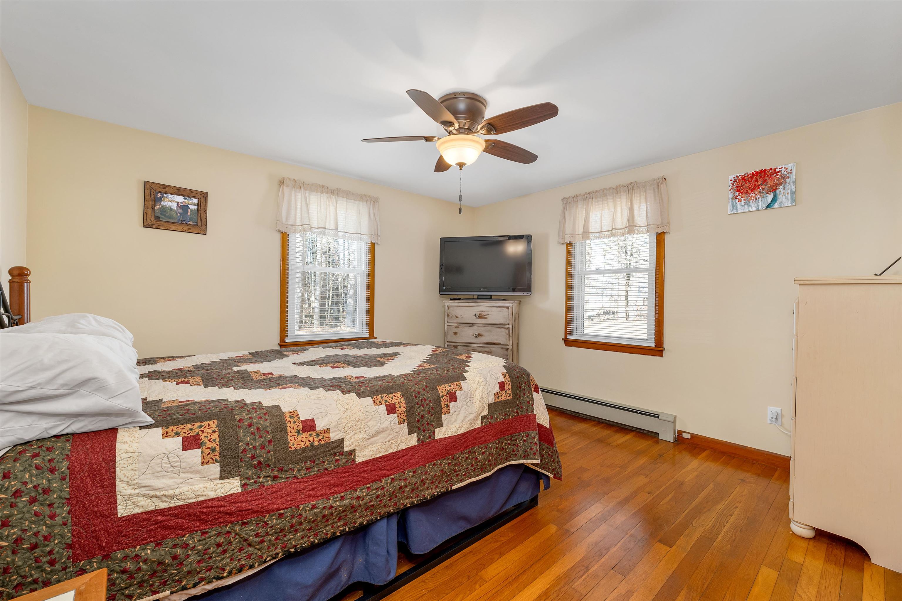 4 Jefferson Avenue Rochester, NH 03867 - Photo 39 of 46