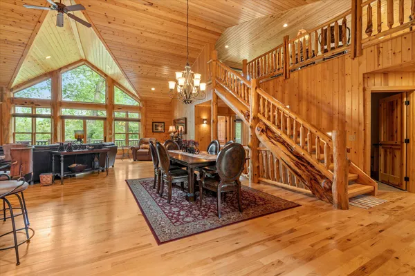$1,699,000 | 11527 Milinda Shores Road, Crosslake, MN 56442