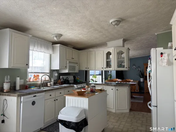 $174,900 | 25 Kitty Lane, Windham, CT 06256