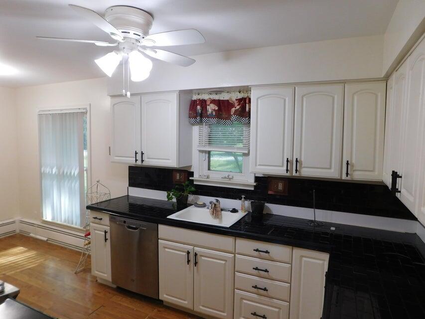 26150 Barbados Road Farmington, MI 48334 - Photo 20 of 39 14