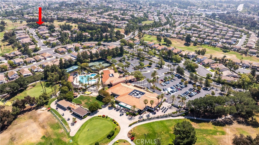 31465 Inverness Court Temecula, CA 92591 - Photo 69 of 71 an aerial view of residential houses with outdoor space