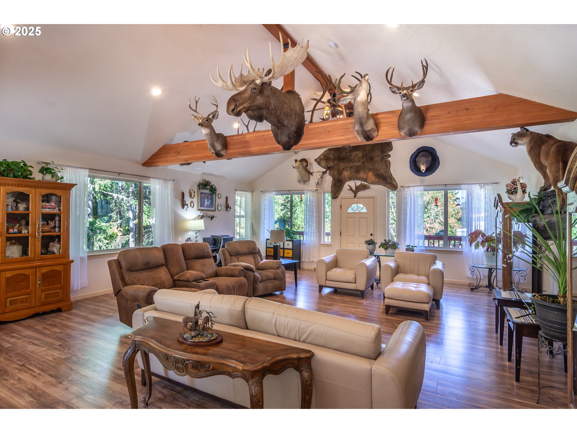 1260 Ireland Road Winston, OR 97496 - Photo 9 of 41