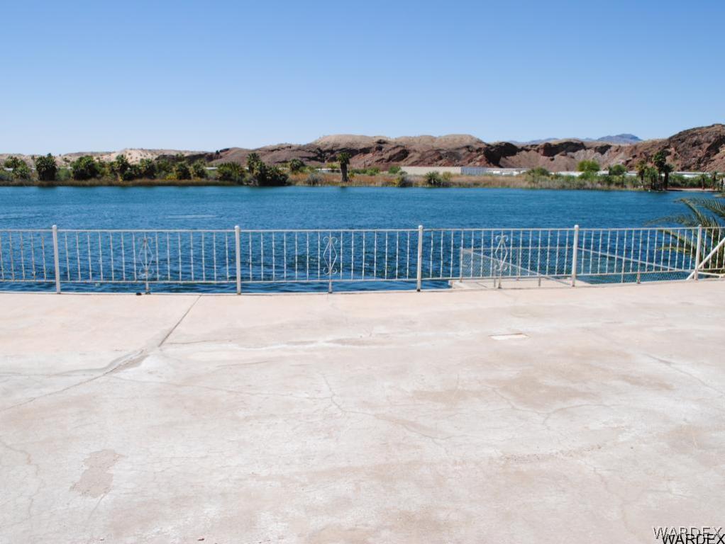 9264 Riverside Drive Parker, AZ 85344 - Photo 9 of 29