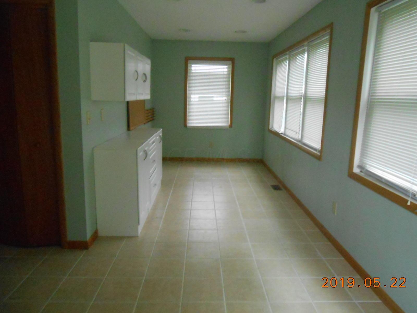 392 Jefferson Road Newark, OH 43055 - Photo 9 of 15