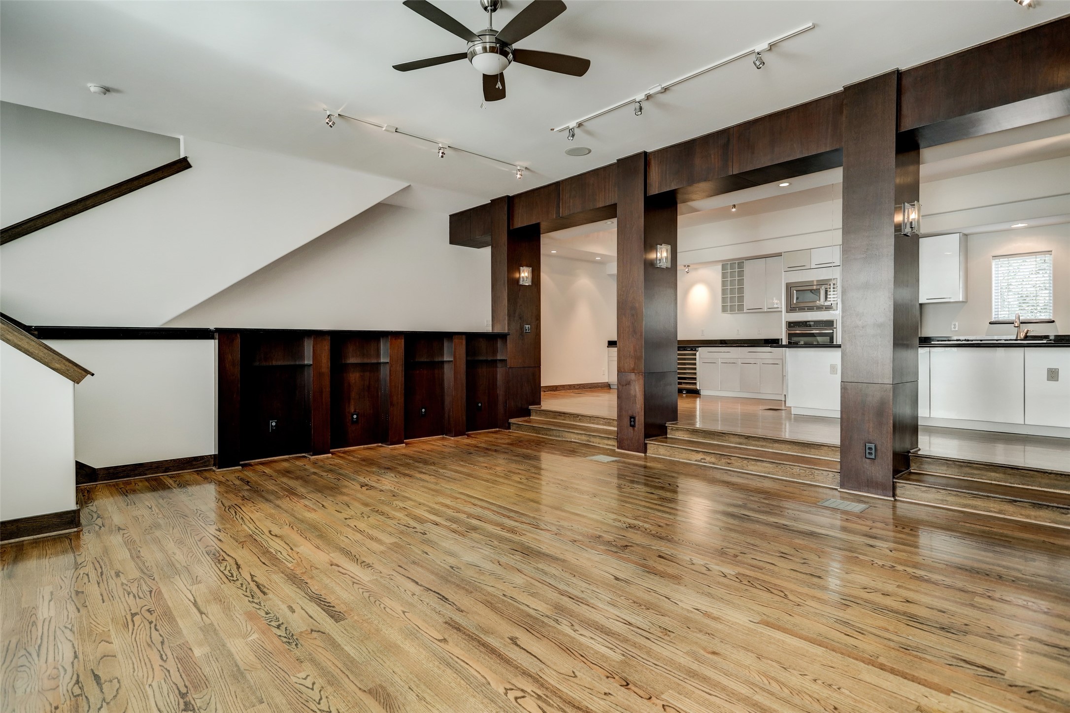 1820 Prospect Street Houston, TX 77004 - Photo 8 of 18 a view of a livingroom with wooden floor