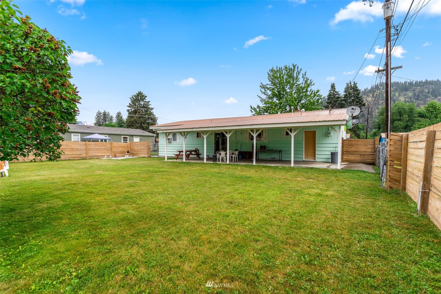 355 West 7th Avenue Kettle Falls, WA 99141 - Photo 24 of 28
