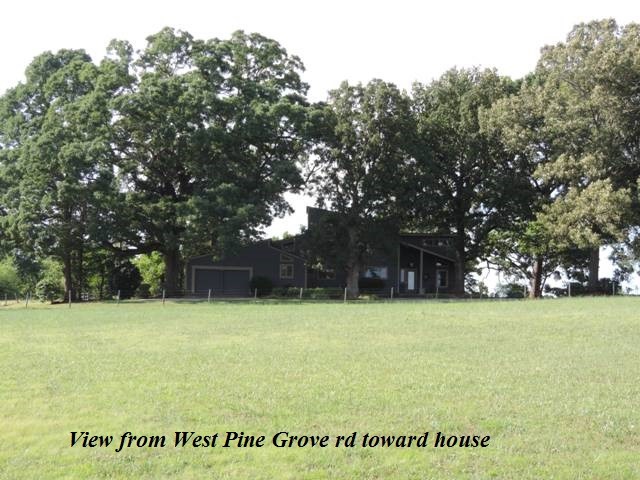 711 West Pine Grove Road Fair Play, SC 29643 - Photo 5 of 41 Gallery Image 5
