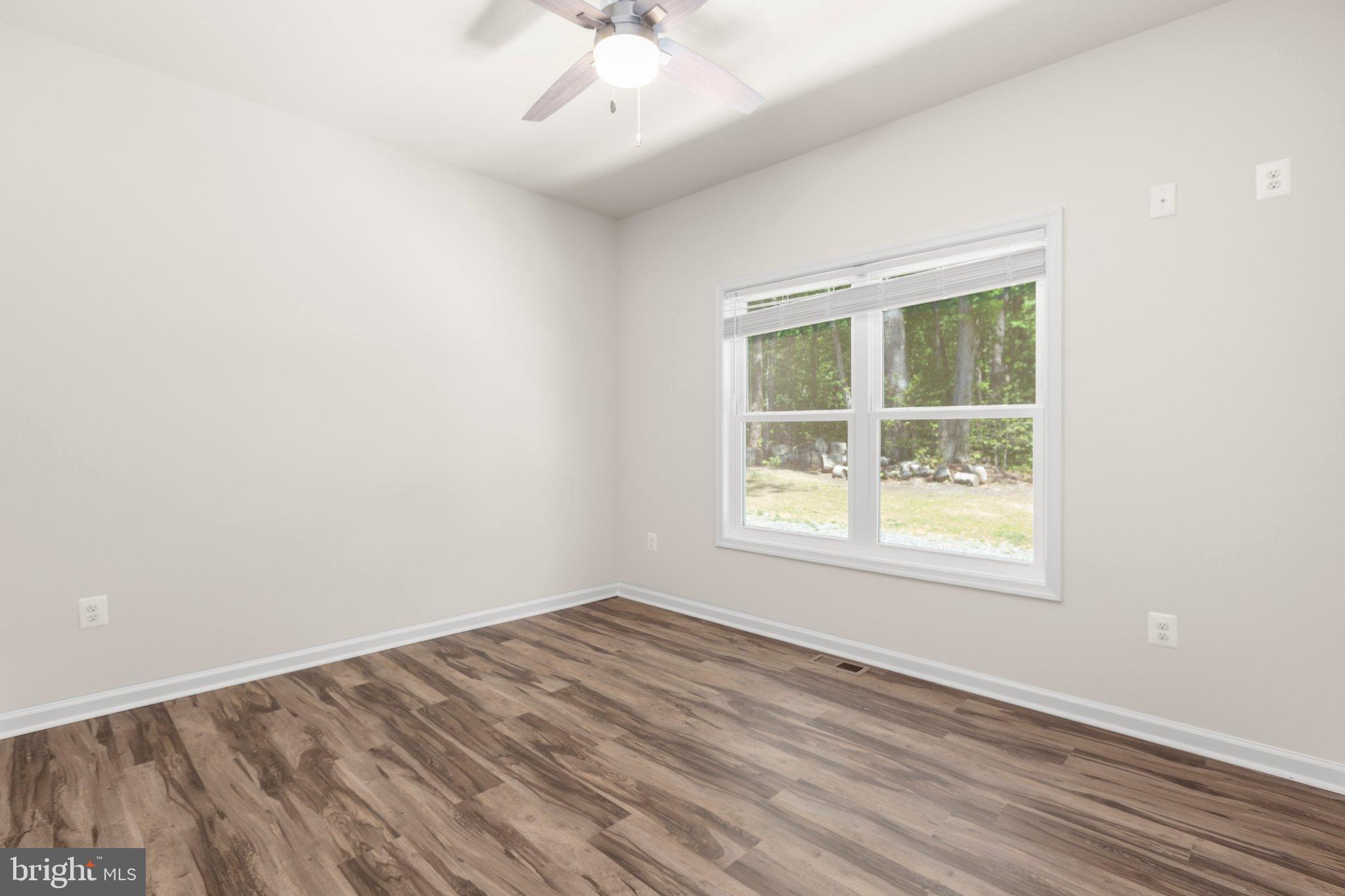 4331 French Acors Road Spotsylvania, VA 22551 - Photo 15 of 42 Bright and airy room with scenic views.