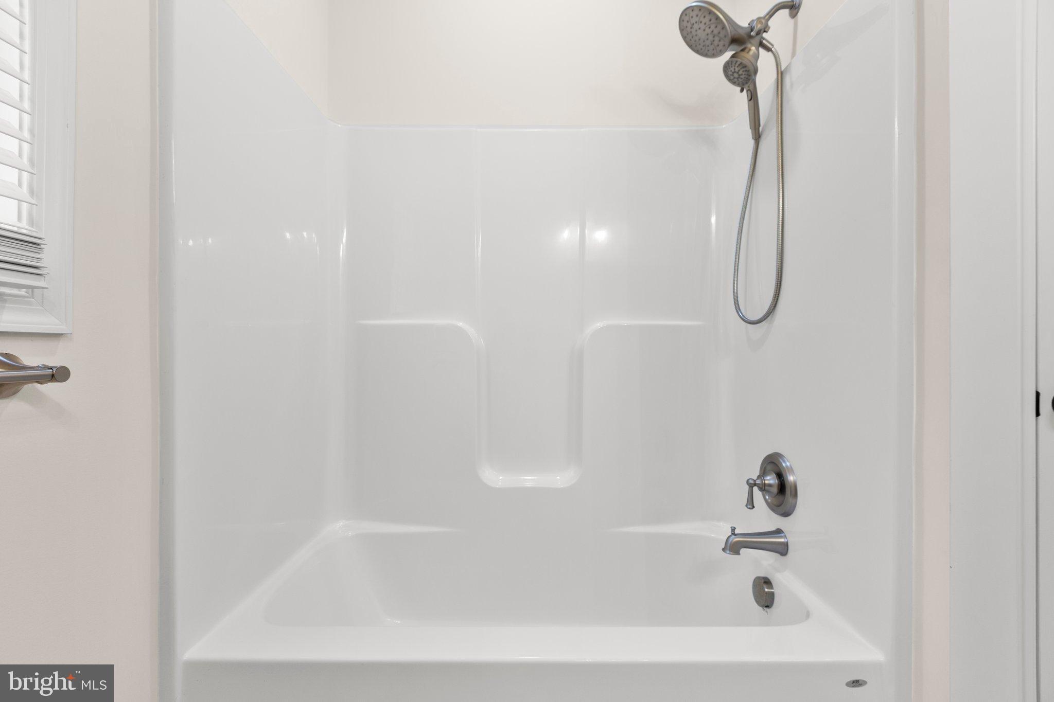 4331 French Acors Road Spotsylvania, VA 22551 - Photo 24 of 42 Sleek and modern shower space awaits you.