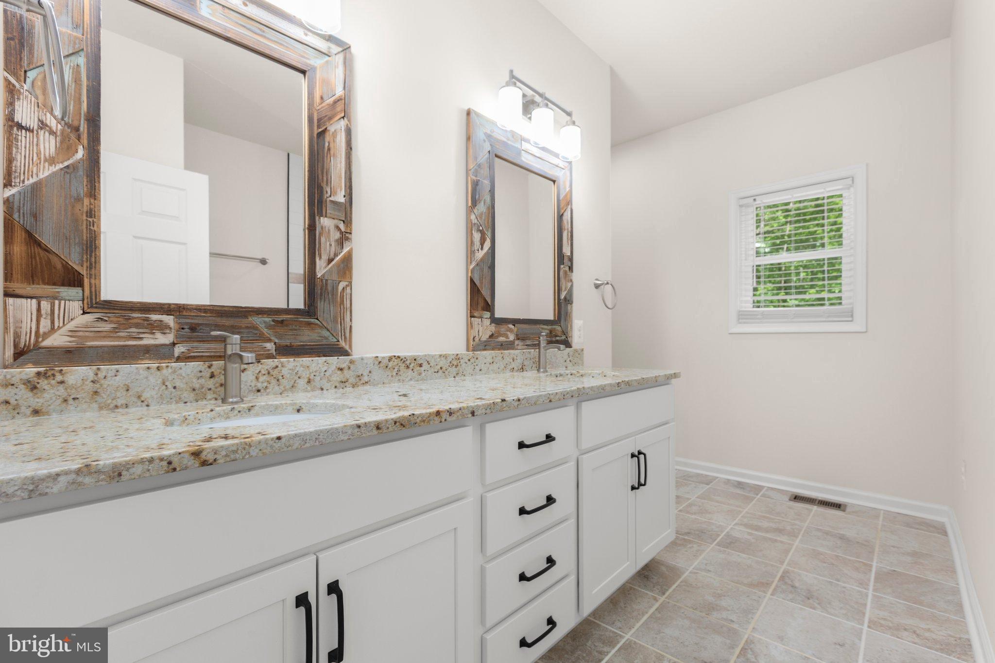 4331 French Acors Road Spotsylvania, VA 22551 - Photo 30 of 42 Elegant bathroom with modern finishes.