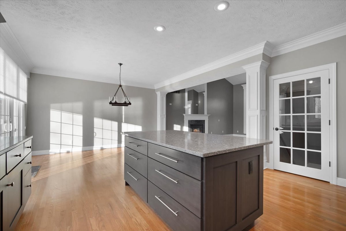 1410 Broad Creek Road Bloomington, IL 61704 - Photo 13 of 43