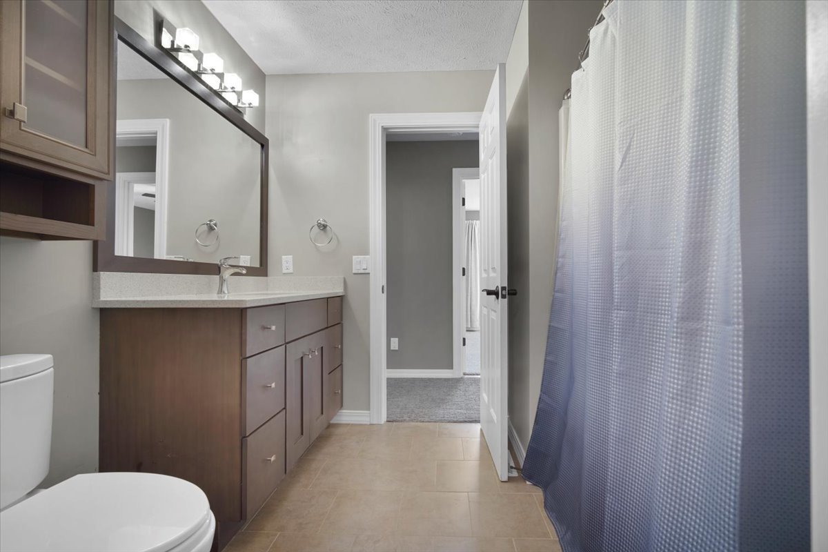 1410 Broad Creek Road Bloomington, IL 61704 - Photo 28 of 43