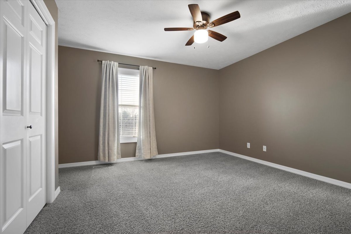 1410 Broad Creek Road Bloomington, IL 61704 - Photo 32 of 43