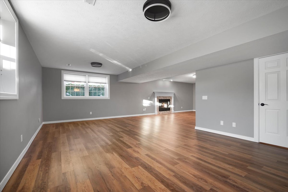 1410 Broad Creek Road Bloomington, IL 61704 - Photo 35 of 43