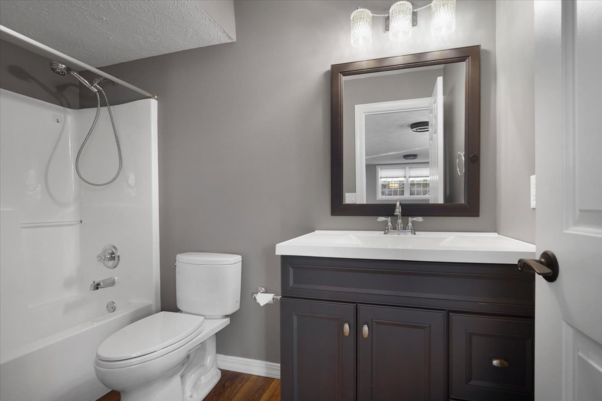 1410 Broad Creek Road Bloomington, IL 61704 - Photo 36 of 43