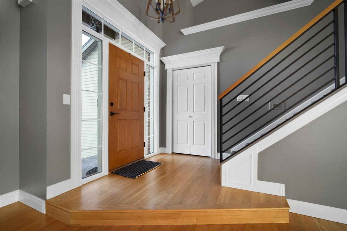 1410 Broad Creek Road Bloomington, IL 61704 - Photo 4 of 43