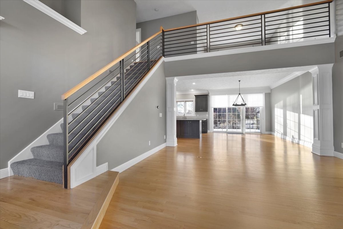 1410 Broad Creek Road Bloomington, IL 61704 - Photo 5 of 43