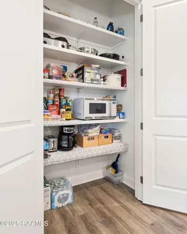 $349,500 | 203 Olivewood Drive, Lafayette, LA 70508