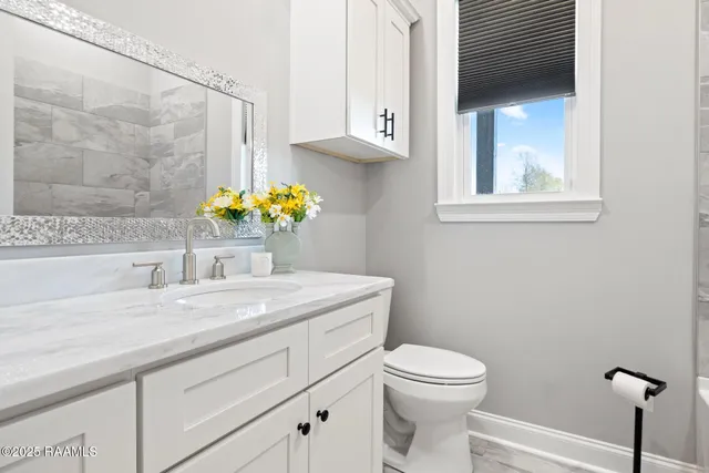 $349,500 | 203 Olivewood Drive, Lafayette, LA 70508