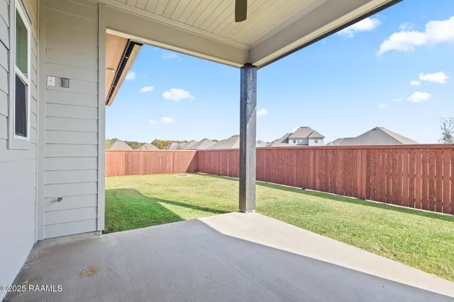 $349,500 | 203 Olivewood Drive, Lafayette, LA 70508