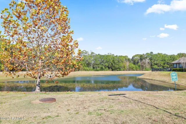 $349,500 | 203 Olivewood Drive, Lafayette, LA 70508
