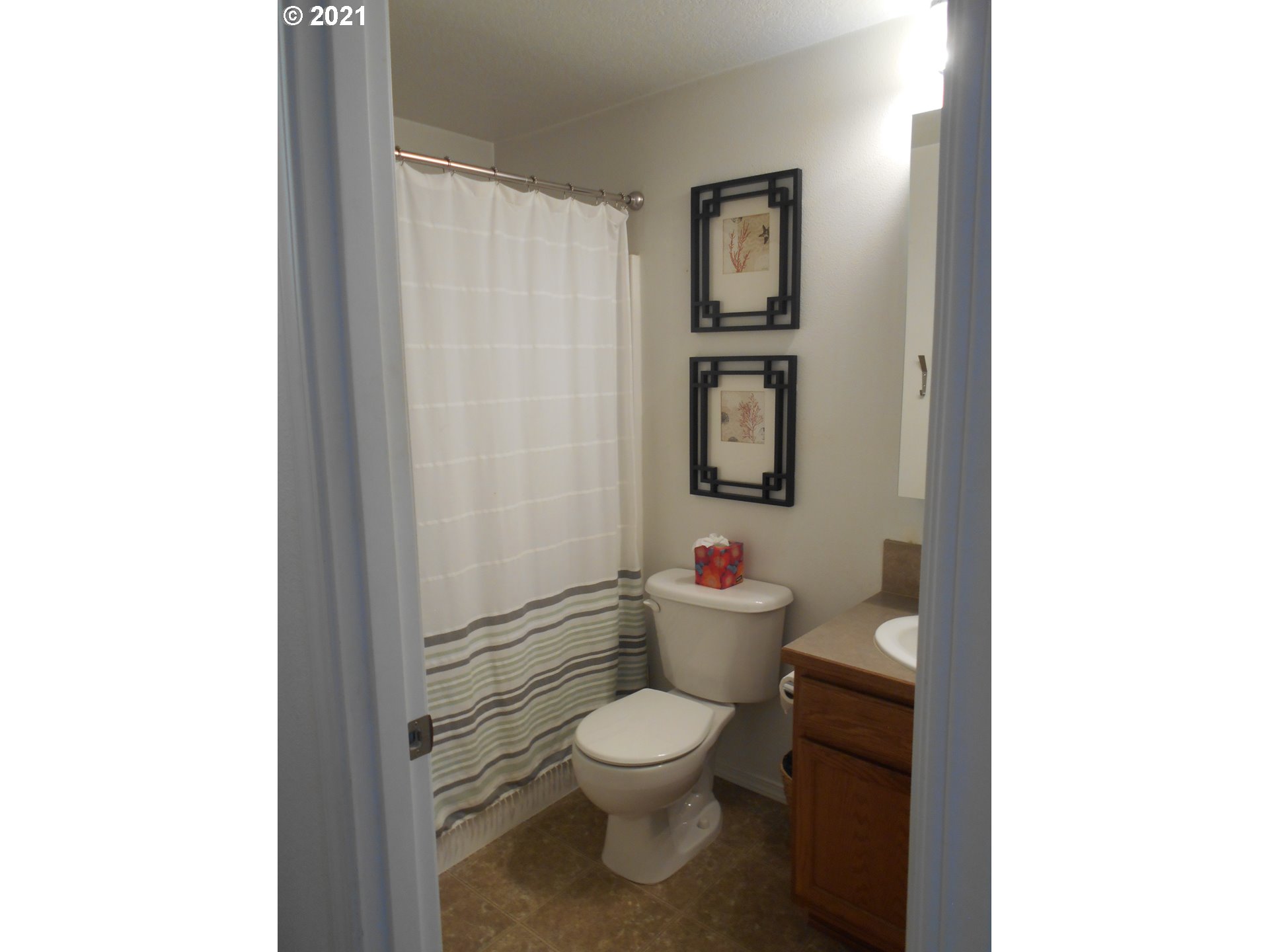 1587 South 57th Place Springfield, OR 97478 - Photo 14 of 19 Gallery Image 14