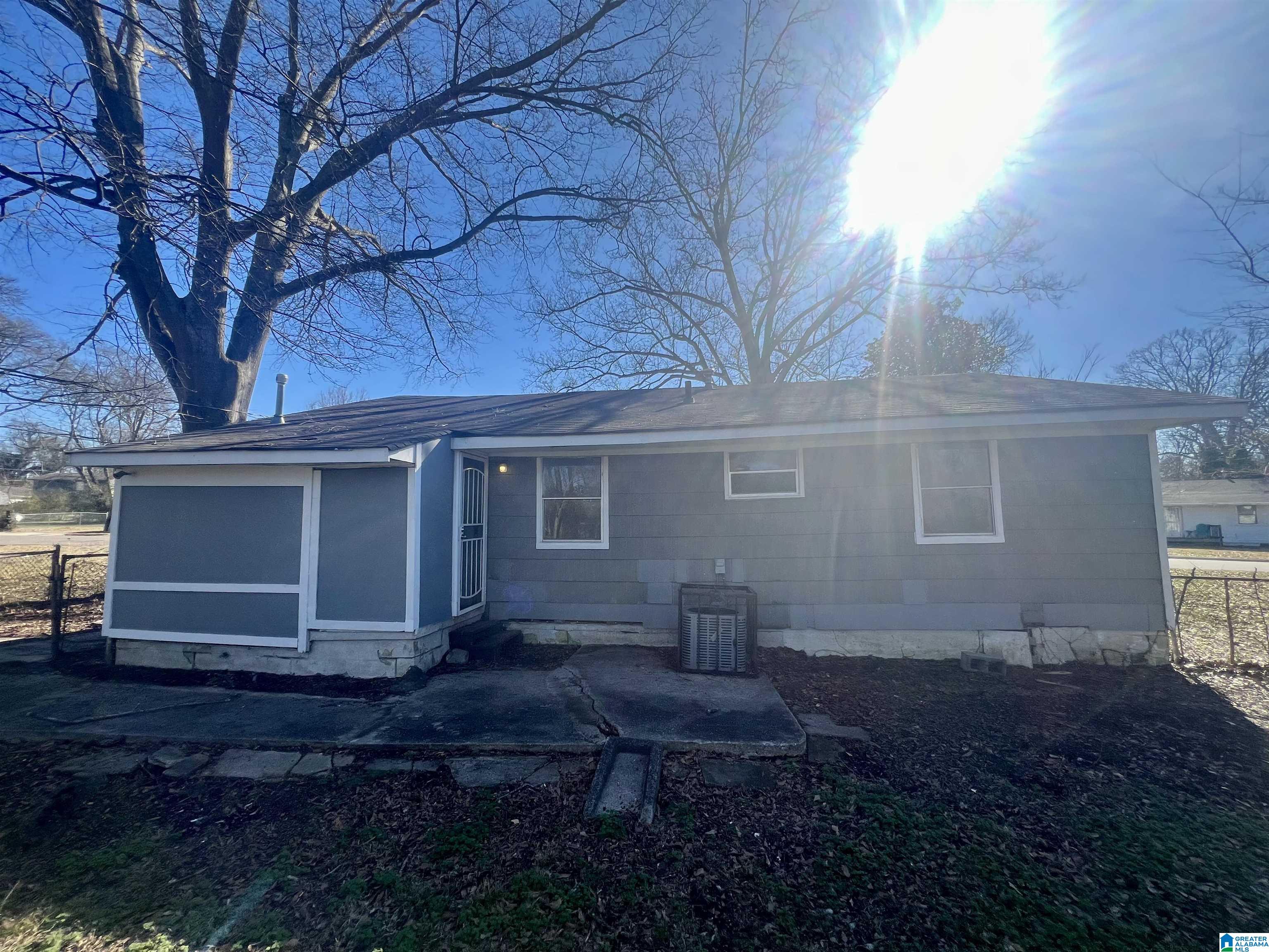 2724 Lee Avenue Southwest Birmingham, AL 35211 - Photo 10 of 11