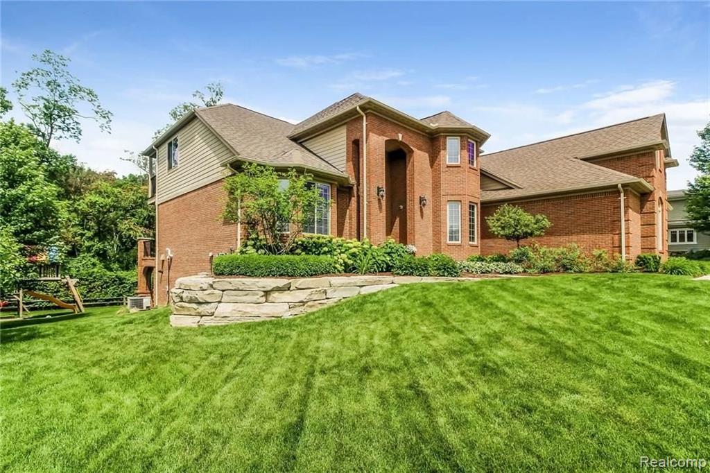 4906 Stonehenge Drive Rochester, MI 48306 - Photo 4 of 53