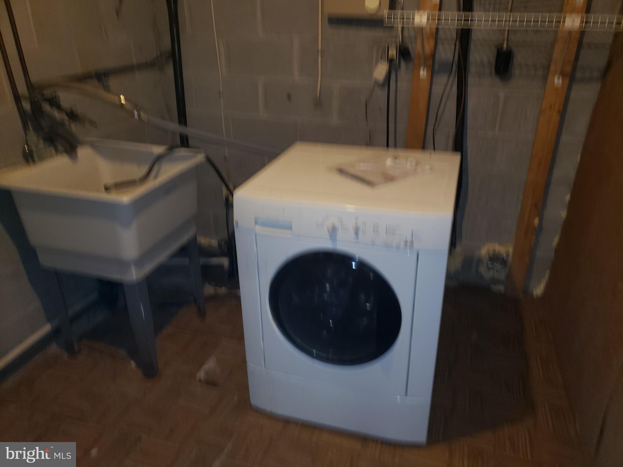 4 Mainview Court Randallstown, MD 21133 - Photo 23 of 25 a utility room with dryer and washer
